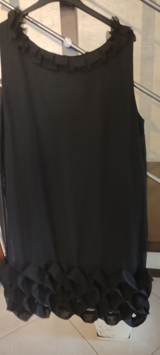 Sprzedam sukienkę czarną