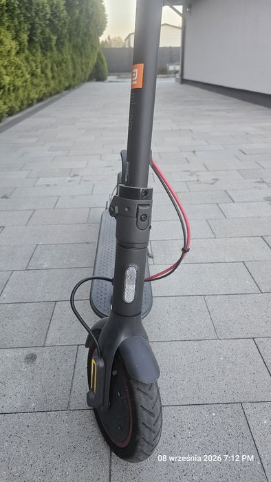 Xiaomi Mi Electric Scooter Pro 2 + opona
