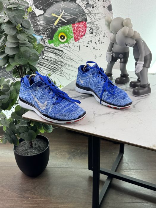 Кросівки Nike Free TR 38.5 розмір Е14150