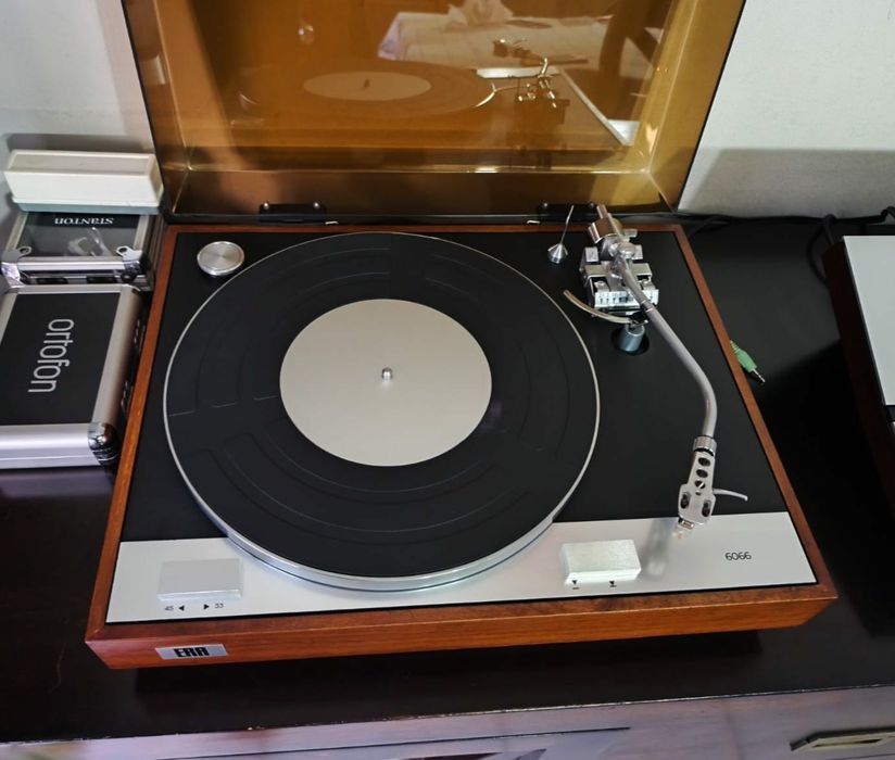 Gira Discos ERA 6066