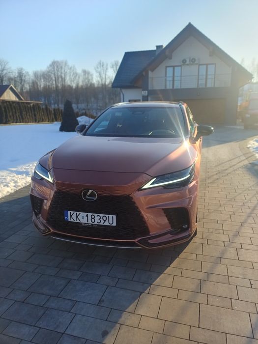 Luksusowe auto do ślubu Lexus Rx 500h f sport