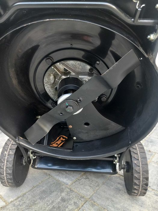 Kosiarka spalinowa lekka silnik Briggs & Stratton 300 E