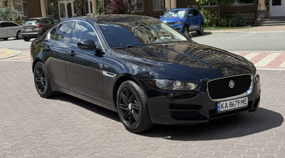 Jaguar XE 2016 2.0 Turbo