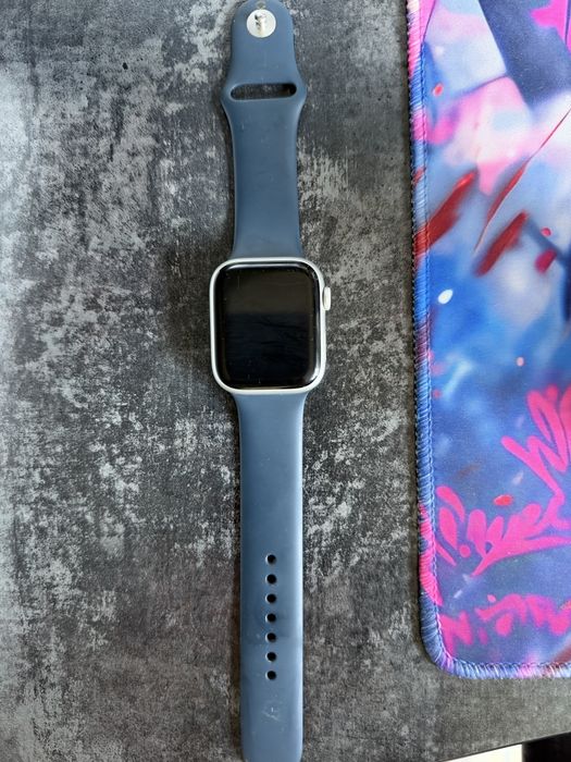 Apple Watch Series 9 45mm (GPS + Cellular)