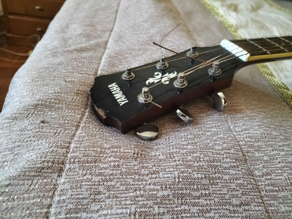 Guitarra Eletroacústica Yamaha APX500III + Saco