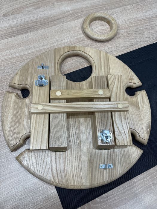 Винний столик для пікніка вина фотосесіі декору романтичного вечора