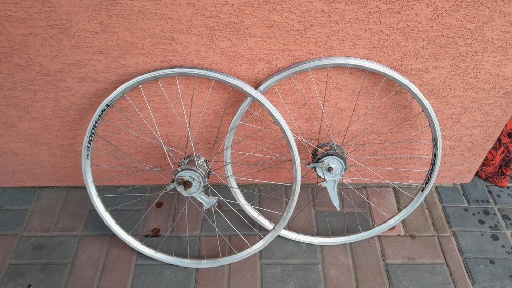 Koła felga obręcz 28" 7biegów hamulec rolkowy sram  batavus