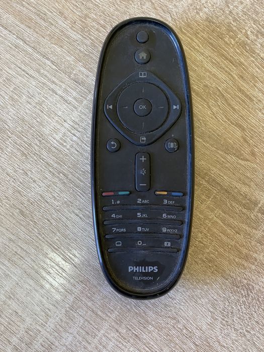 Телевізор Philips 42PFL5405H/12
