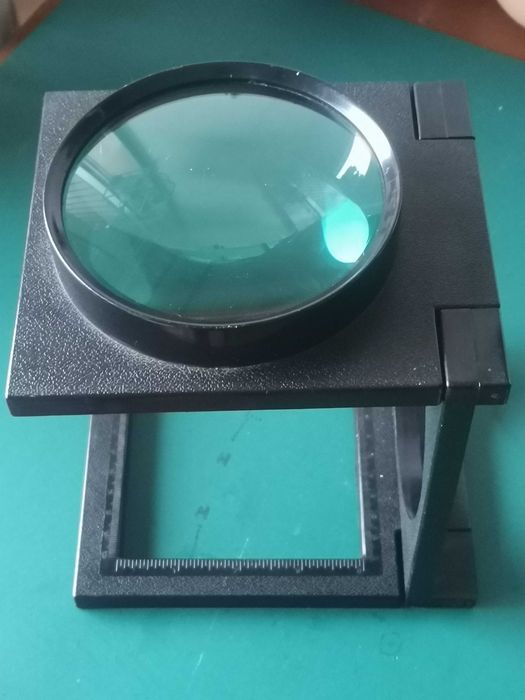 Lupa dobrável grande