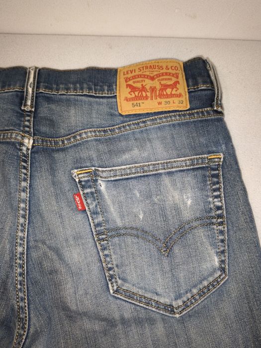 Sprzedam oryginalne Levi's 541