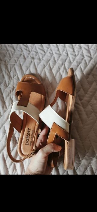 Sandálias a estrear