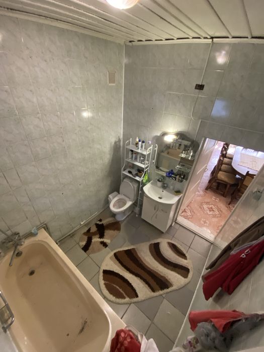 Продам будинок у передмісті Виноградів