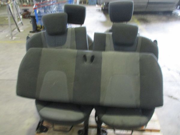 Conjunto de bancos FORD Ka (RU8)