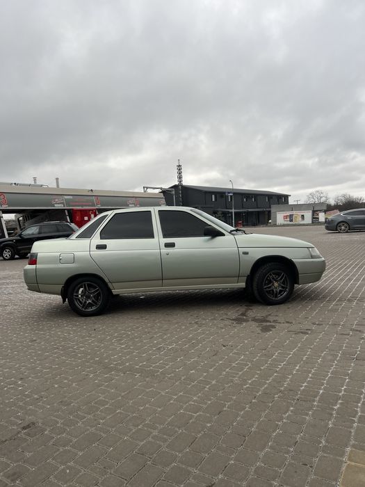 Продам ваз 2110 16кл
