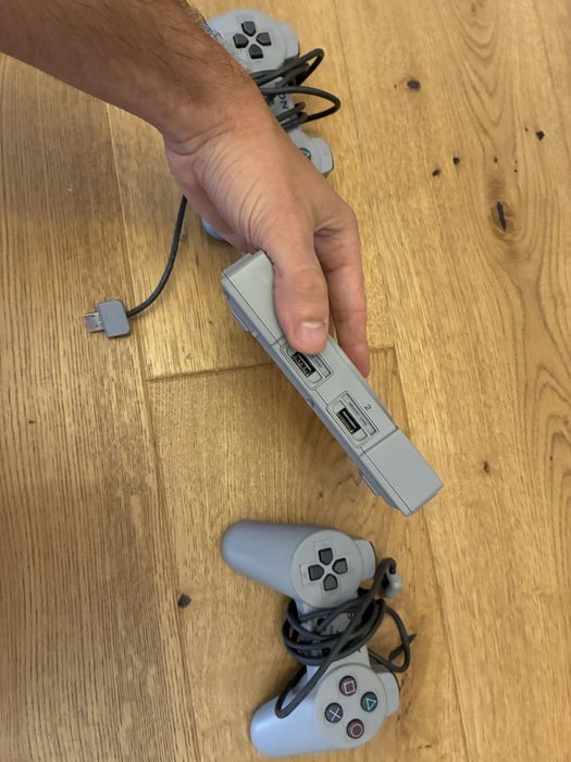 Konsola Retro Playstation classic  scph-1000R