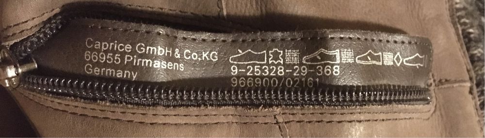 Botki zimowe, damskie, niemieckiej firmy Caprice, rozm. 38,5