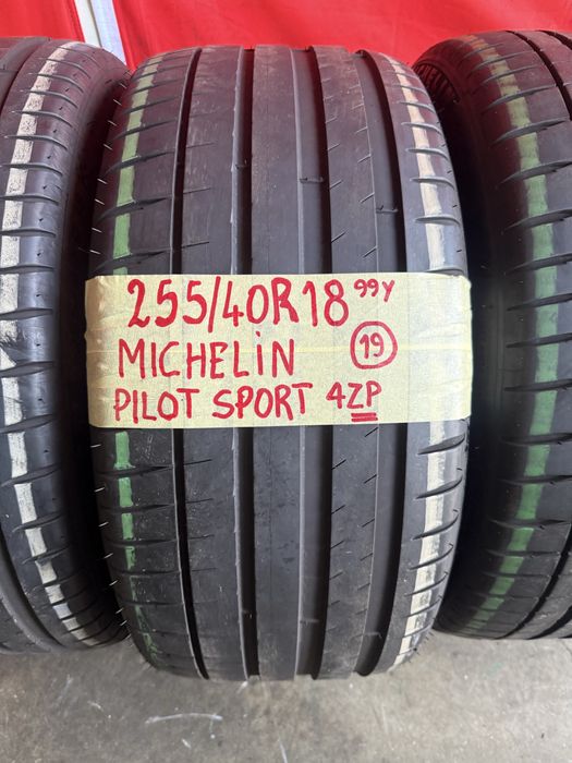 Pneus RFT 225/45/18 + 255/40/18 Michelin Impecaveis