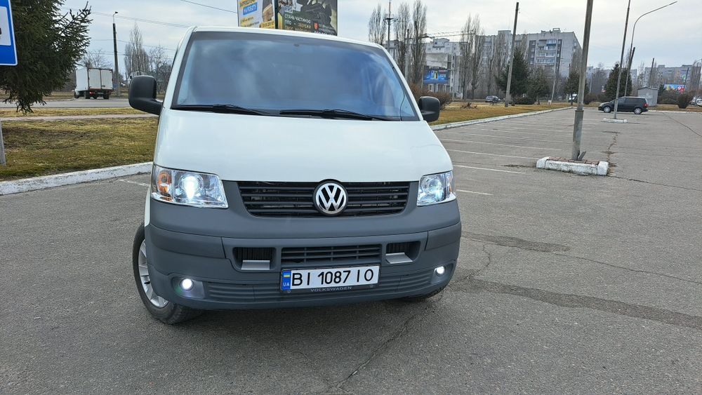 Volkswagen  T5 2008 1.9TDI