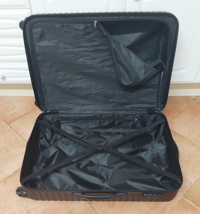 MALA DE VIAGEM DE PORÃO 23KG COM 4 RODAS. Casa, Mudanças, Quarto, Arrumação, Sala.