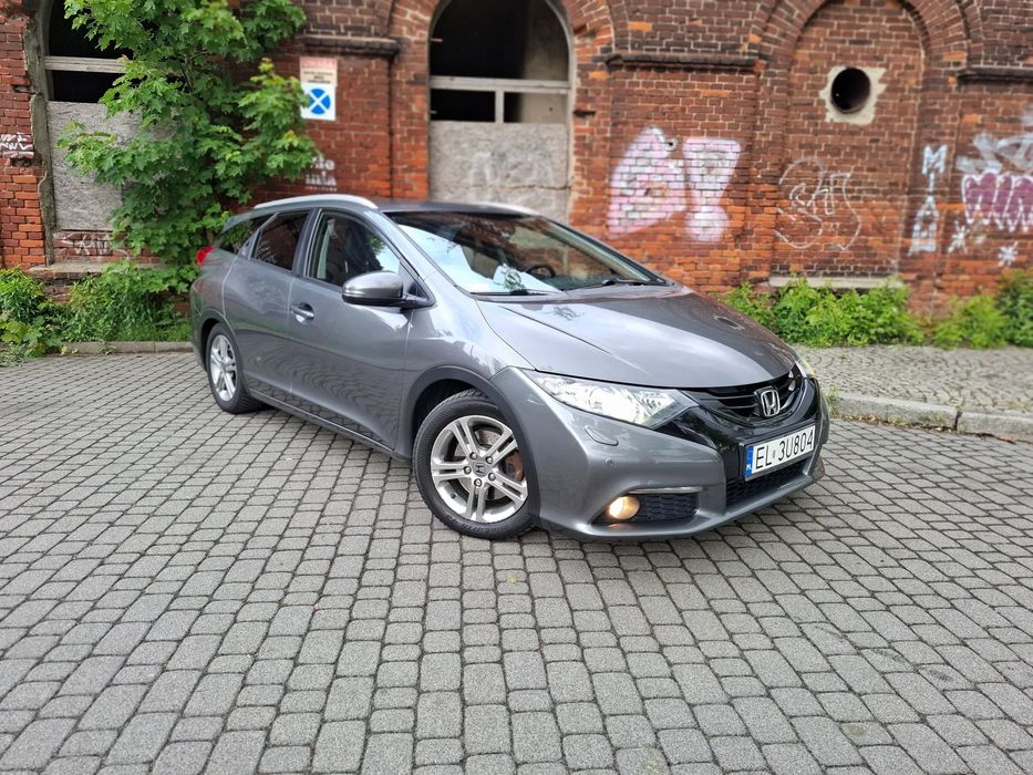 Honda Civic Auto w bogatej wersji wyposażenia executive