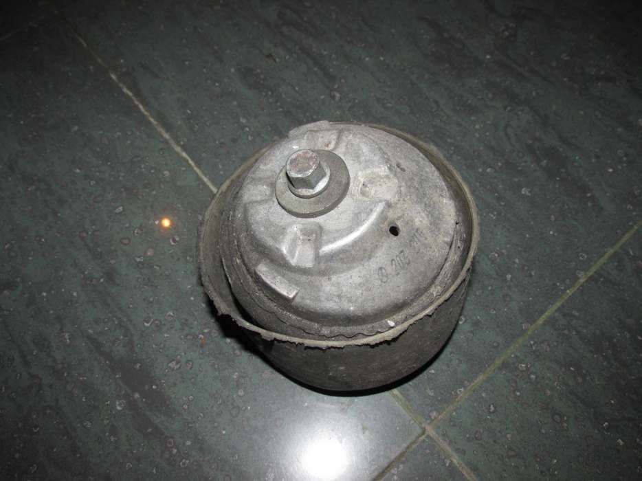 mercedes c220 cdi w203 apoio de motor