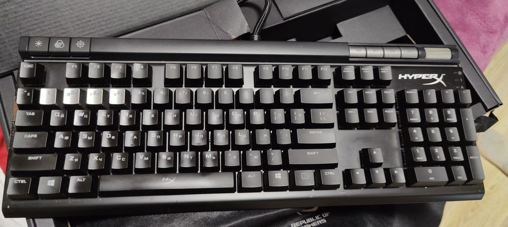 Клавиатура Hyperx Alloy elite RGB, Brown switch