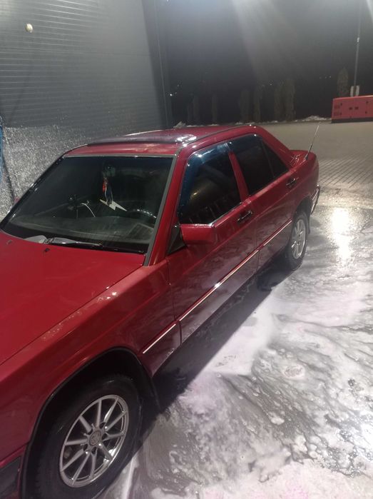 Мерседес 190 11111111111