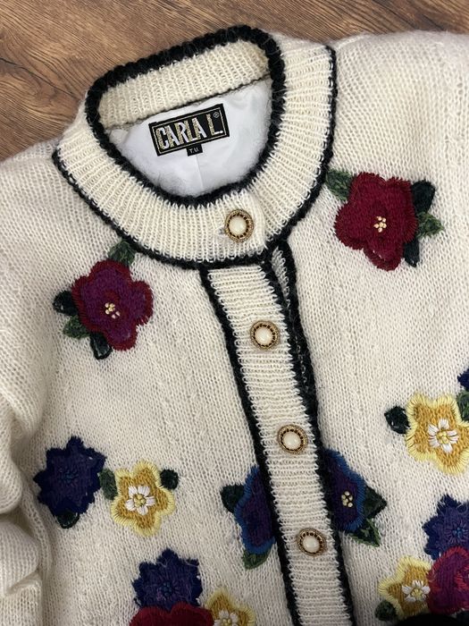 CARLA L wełniany haftowany sweter kardigan damski L/XL
