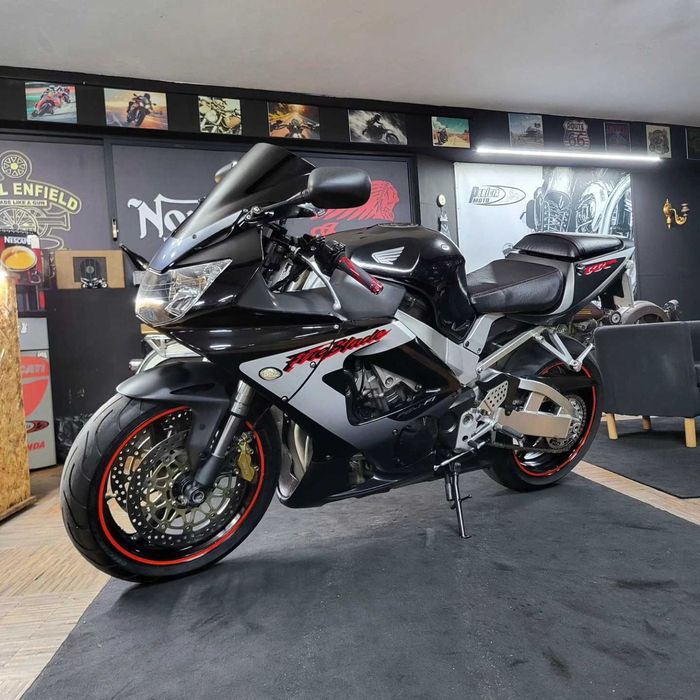 Honda CBR 900RR Fireblade