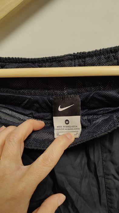 Spodenki Nike r. M granatowe bermudy