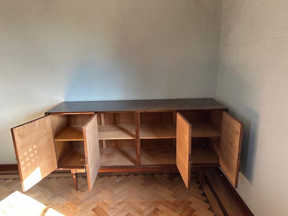 Mobília de Sala e Mesa de Jantar com Cadeiras