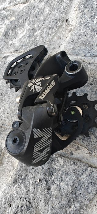 2 Desviadores traseiros 12v 520% SRAM NX