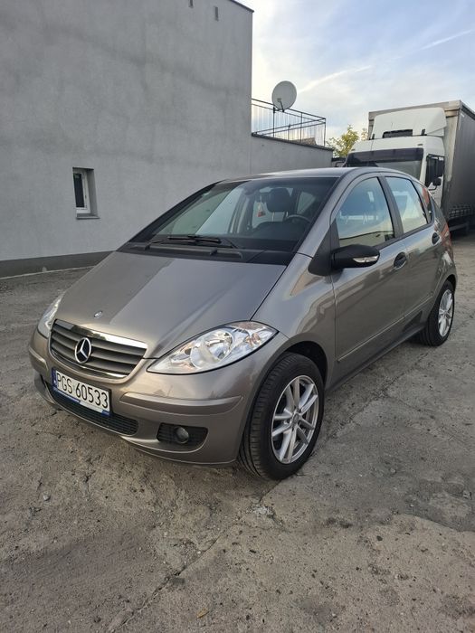 Sprzedam Mercedesa a clasa