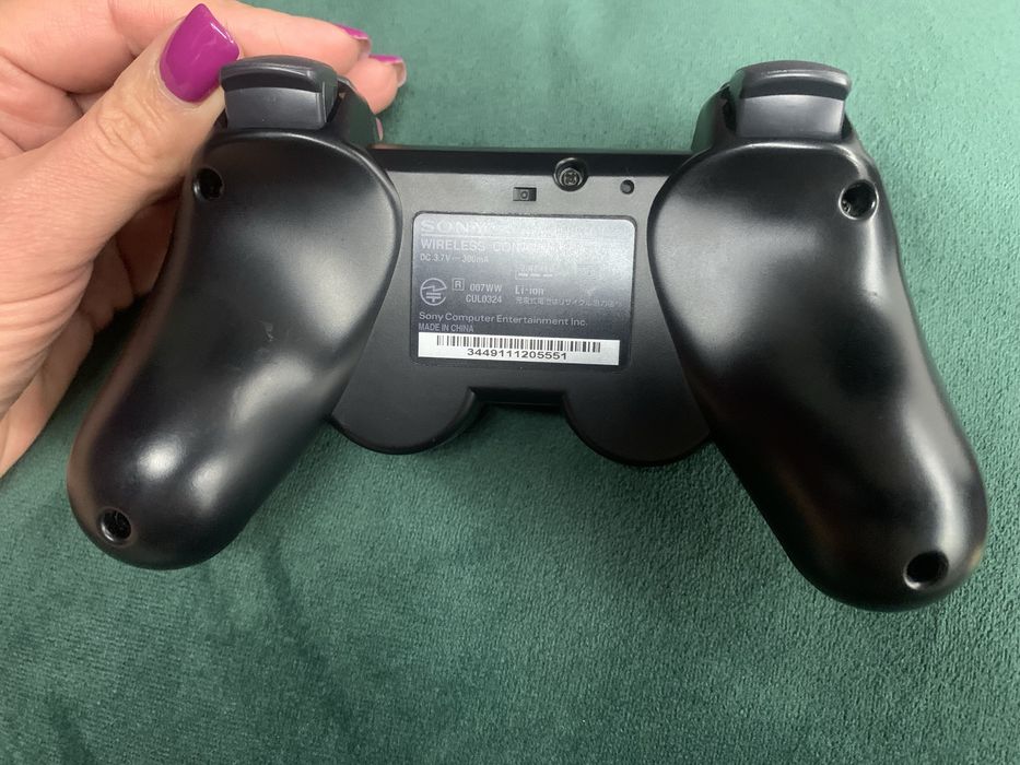 Oryginalny pad do konsoli ps3 - czarny