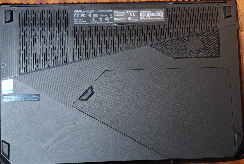 Portátil Asus ROG Strix GL503GE- 78BT5CB1 (para peças)