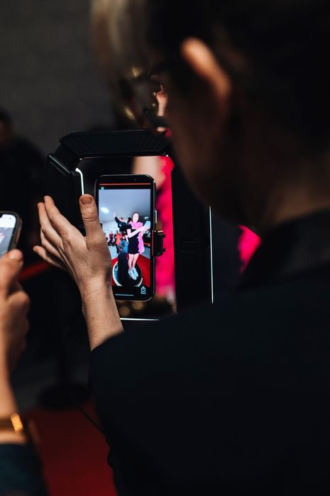 Fotobudka 360, videobudka 360, atrakcje na wesele i imprezę