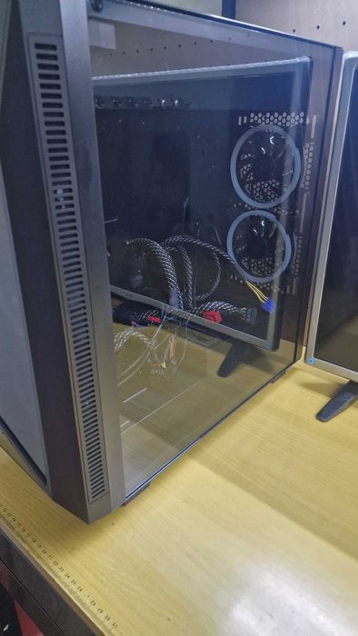 Sharkoon REV200 Vidro Temperado USB 3.1 Preta + Fonte de alimenta