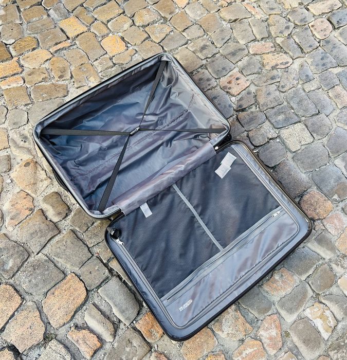 Nova Mala tamanho L - American Tourister Spinner