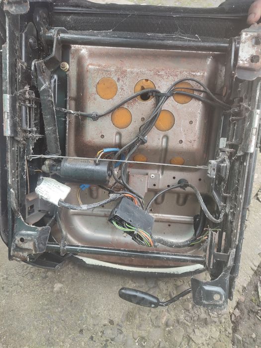 Продам б/у крісла