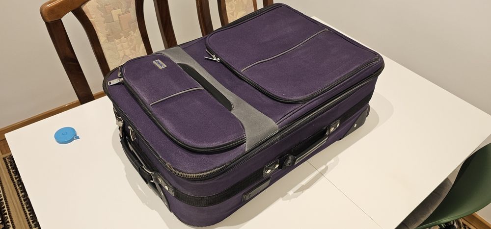 Walizka turystyczna 63x39x22 cm