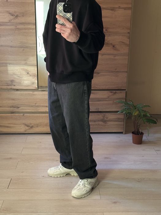 Базові чоловічі чорні джинси baggy в міру широкі washed L , Л варенки