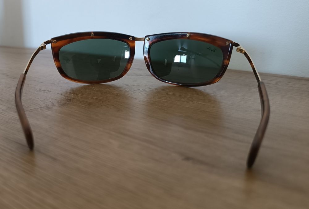 B&L RAY-BAN U.S.A. 43 24