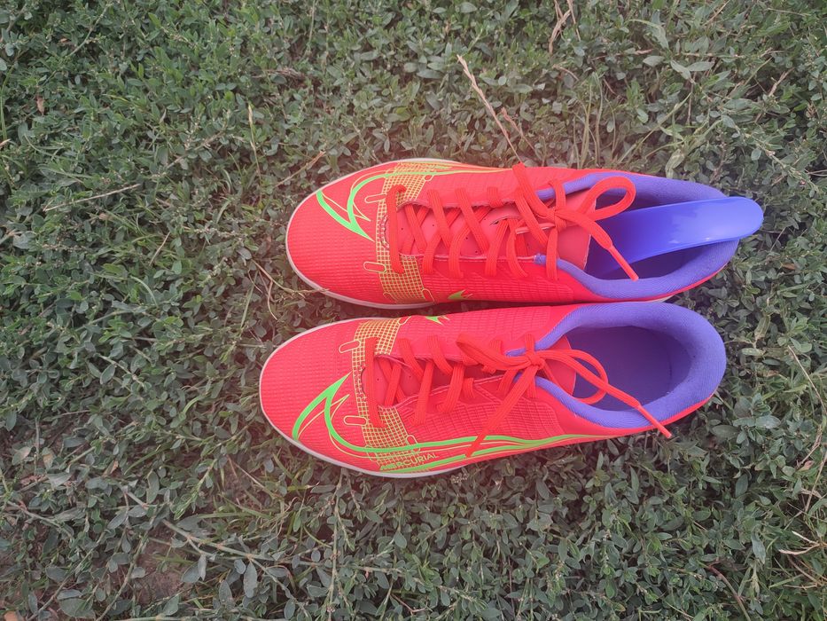 Сороконіжки найк оригінал