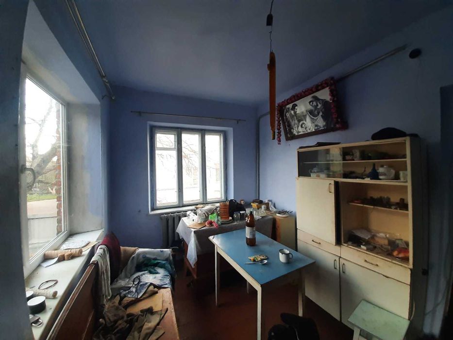 Великий цегляний будинок з гаражем та хлівом для хорошого Господаря!!!