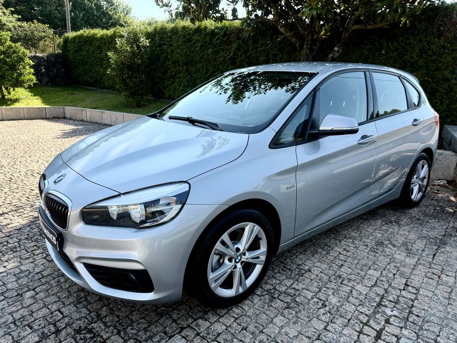 BMW 216 Active Tourer d Line Sport
