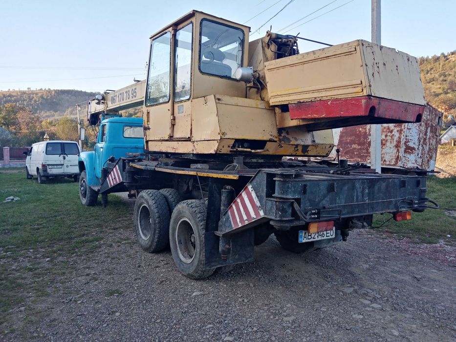 Зіл-133 ГЯ. Автокран.
