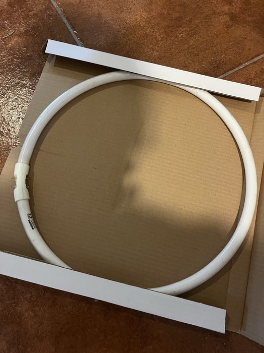 Lâmpada Philips Master TL5 circular 60W