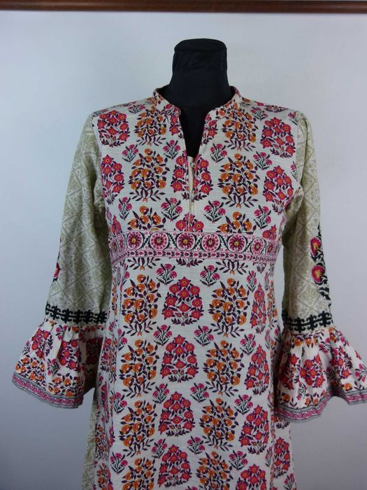 tradycyjny strój hinduski Indie / S