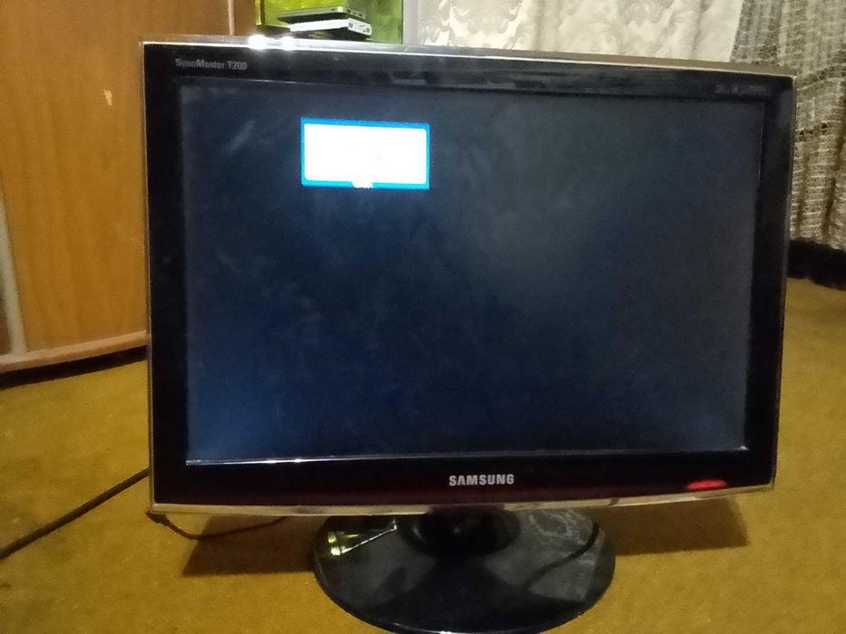 Samsung SyncMaster T200   "20"