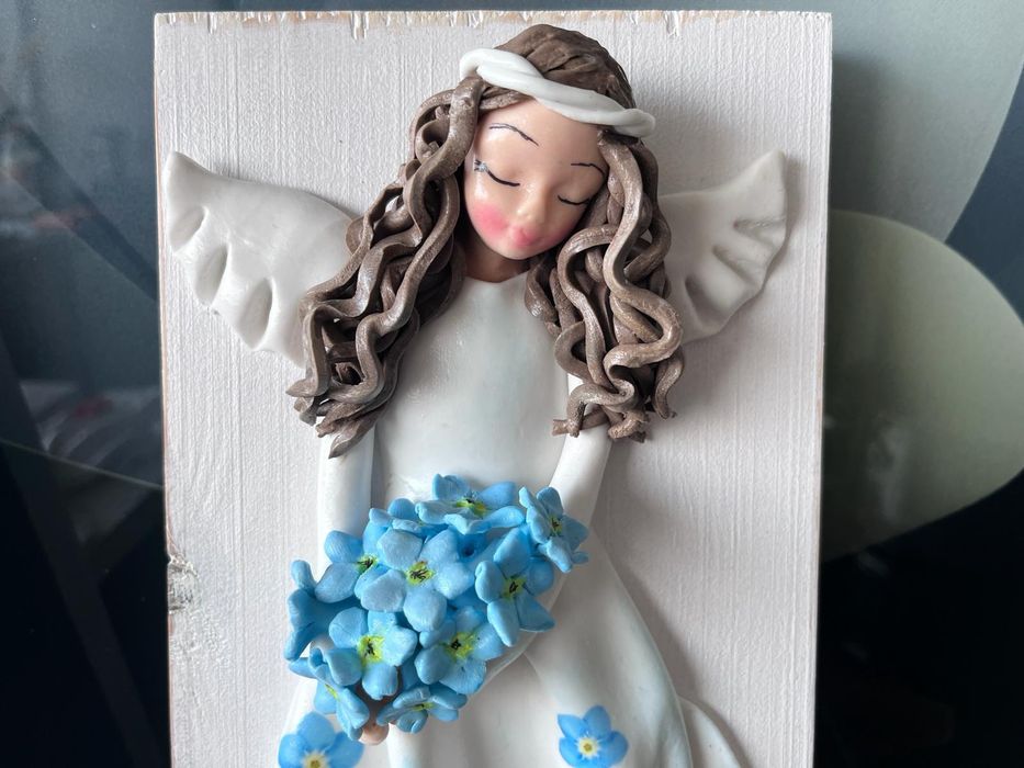 Aniołki z masy porcelanowej z mozliwością dedykacji